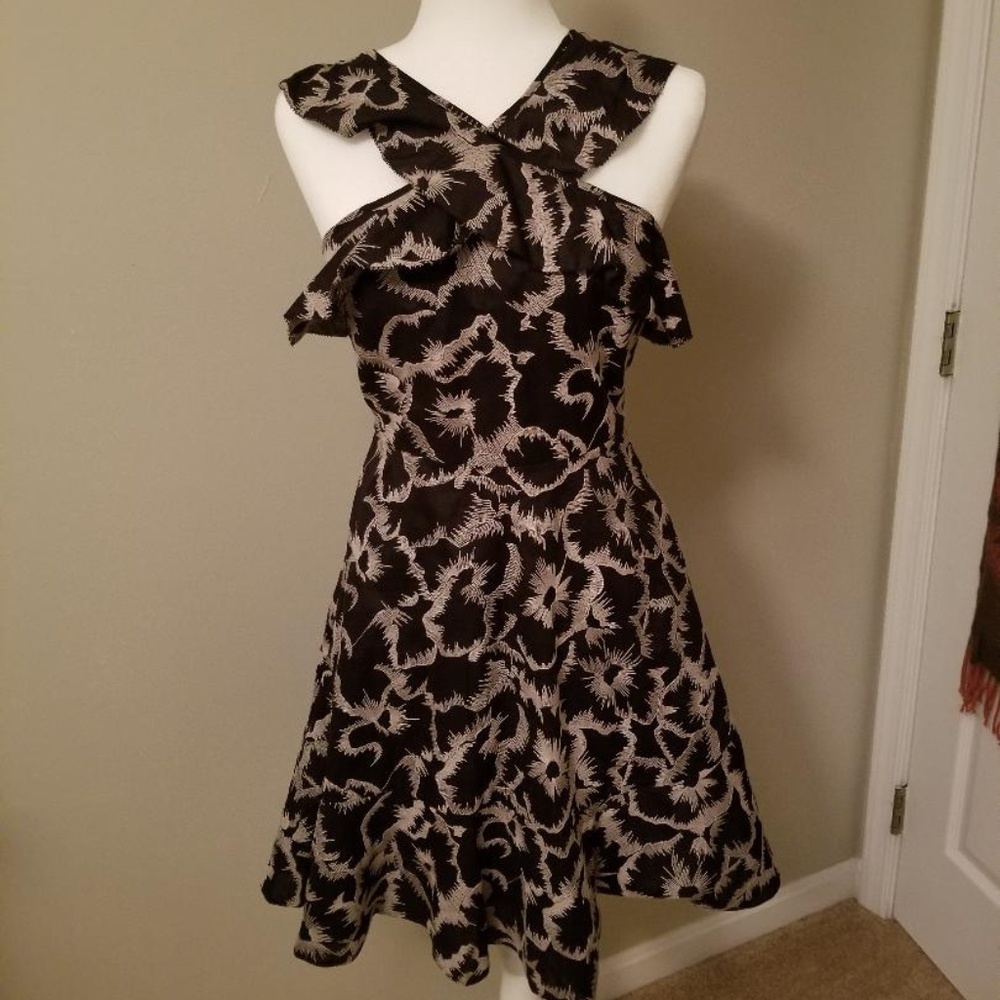 Sleeveless dress